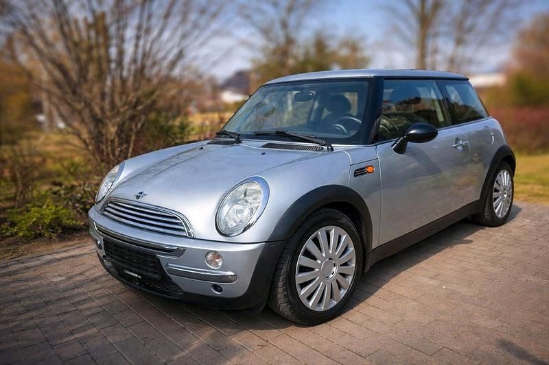 Second-hand Mini Cooper 136 CP (100 kW) 2004 Argintiu Hatchback