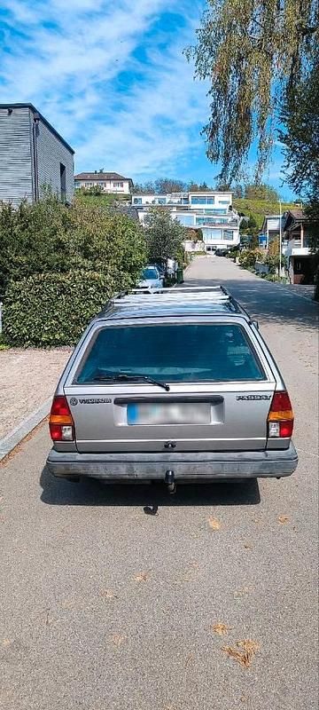 Second-hand VW Passat 90 CP (66 kW) 1987 Argintiu Break