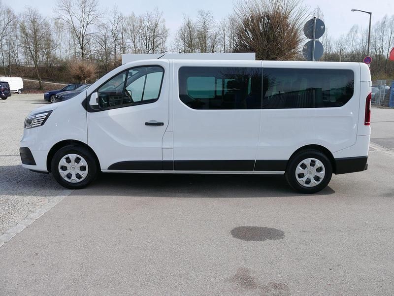 Gebraucht Renault Trafic 150 PS (110 kW) 2024 Polarweiß Van / Kleinbus