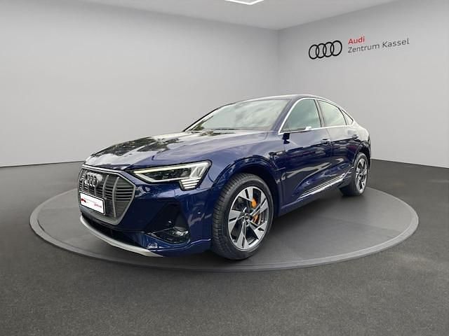 Navarrablau metallic Gebraucht 2022 Audi e-tron Sportback S-Line SUV | 39.990 € (Fairer Preis) - Bild 1/4