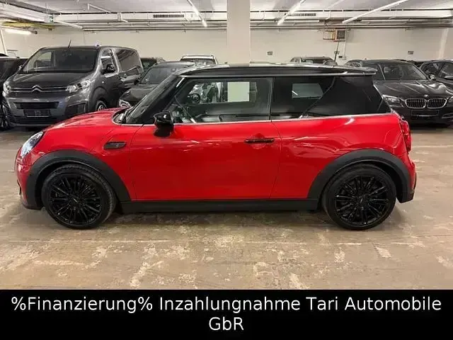 Second-hand Mini Cooper S Classic 178 CP (130 kW) 2023 Roșu Hatchback