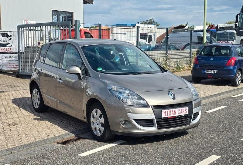 Gebraucht 2011 Renault Scénic III Dynamique Van / Kleinbus | 4.999 € (Superpreis) - Bild 1/4