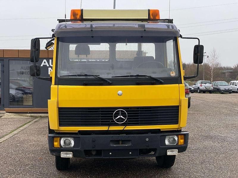Gebraucht Mercedes T2 140 PS (102 kW) 1995 Gelb Van
