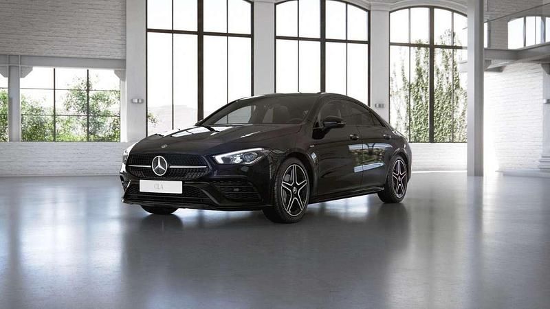 Kosmosschwarz Gebraucht 2021 Mercedes CLA200 AMG Coupé | 29.990 € (Fairer Preis) - Bild 1/4