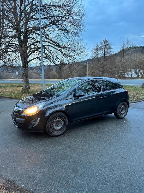 Gebraucht Opel Corsa 87 PS (63 kW) 2013 Schwarz Kleinwagen