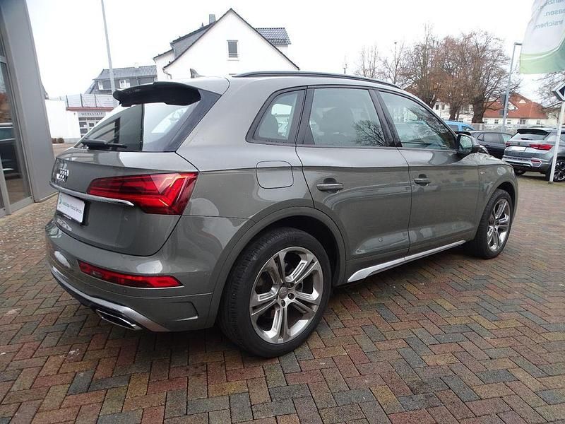Gebraucht Audi Q5 S-Line 163 PS (119 kW) 2023 Grau SUV