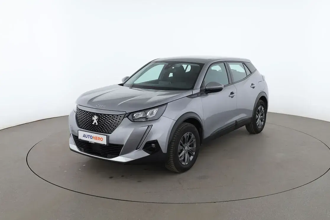 Gebraucht Peugeot e-2008 Active 100 kW (136 PS) 2021 SUV