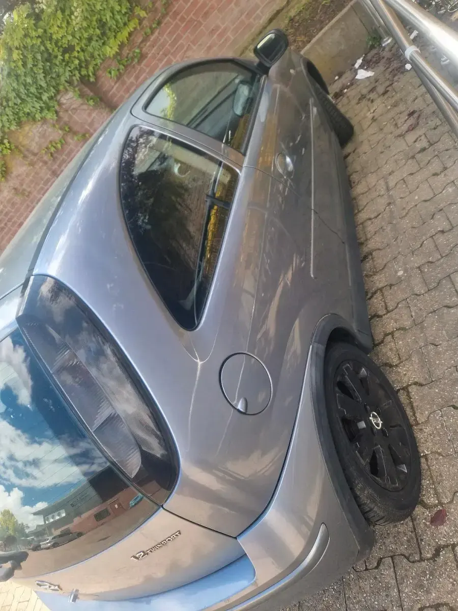 Gebraucht Opel Corsa 80 PS (58 kW) 2006 Grau Kleinwagen