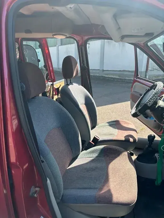 Gebraucht Renault Kangoo 95 PS (69 kW) 2002 Van / Kleinbus