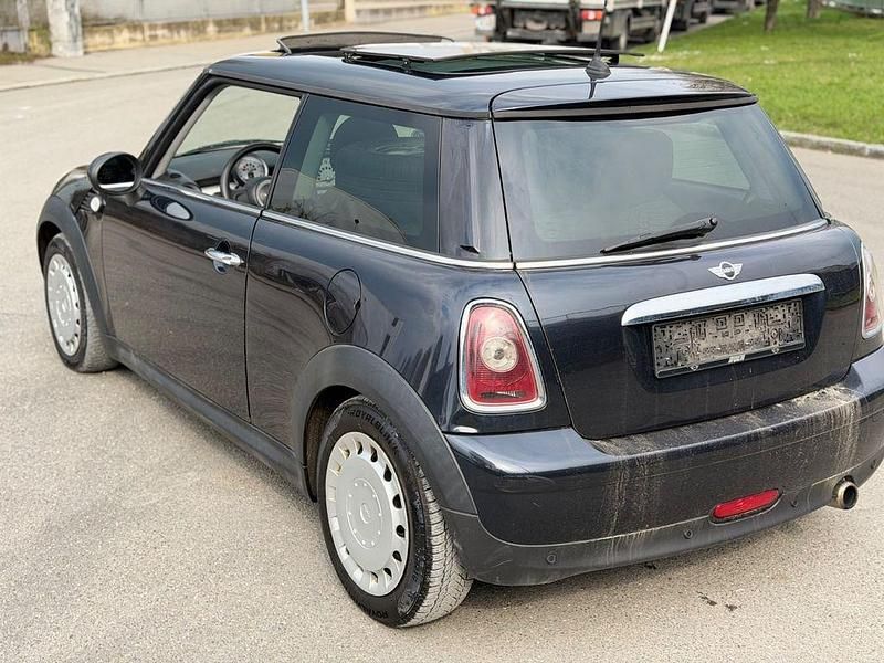 Gebraucht Mini Cooper D 109 PS (80 kW) 2007 Schwarz Kleinwagen