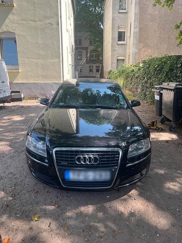 Blau Gebraucht 2004 Audi A8 Limousine | 2.800 € (Fairer Preis) - Bild 1/4