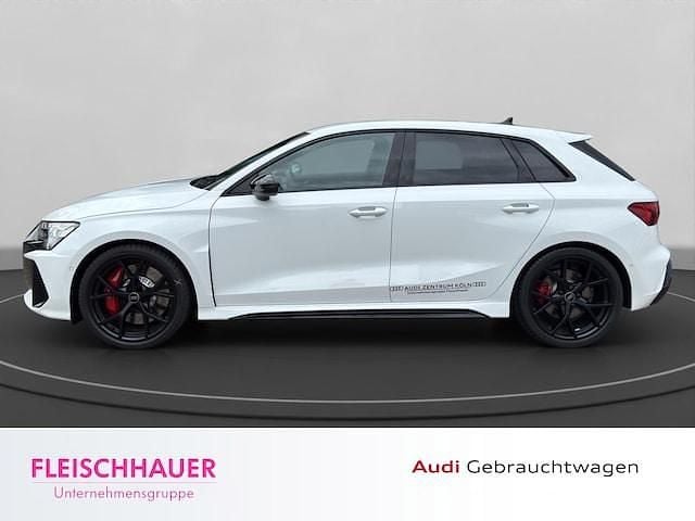 Gebraucht Audi RS3 Sportback Ambiente 400 PS (294 kW) 2025 Kleinwagen