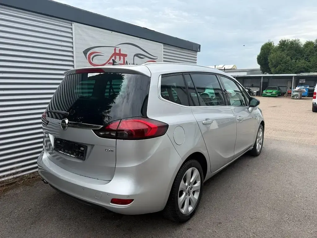 Gebraucht Opel Zafira 165 PS (121 kW) 2014 Silber Van / Kleinbus