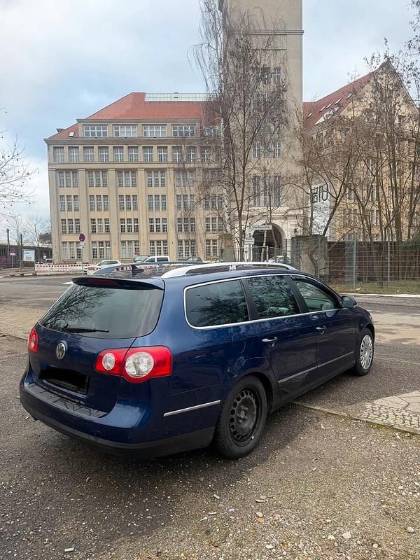 Gebraucht VW Passat 140 PS (102 kW) 2010 Kombi