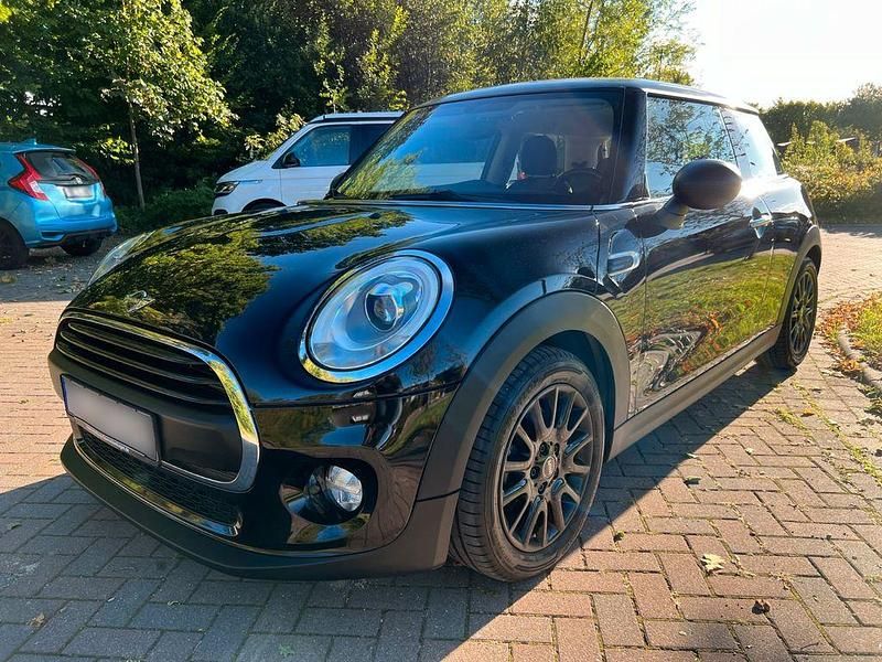 Schwarz Gebraucht 2016 Mini ONE Chili Kleinwagen | 12.900 € (Fairer Preis) - Bild 1/4