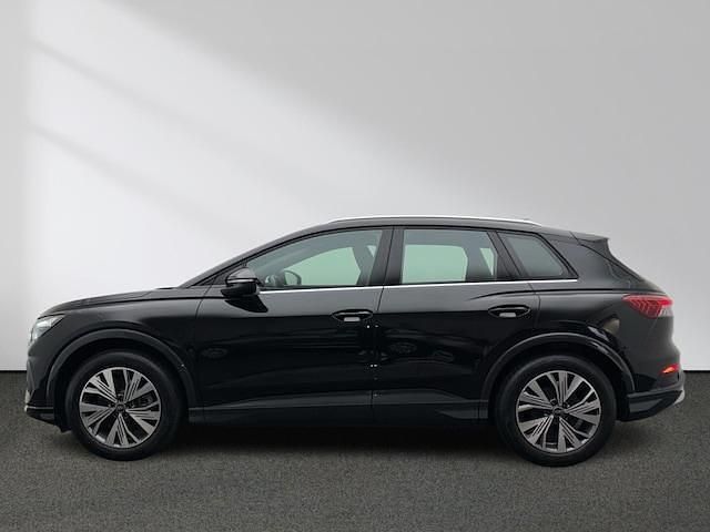 Gebraucht Audi Q4 e-tron Advanced 150 kW (204 PS) 2024 Mythosschwarz metallic SUV
