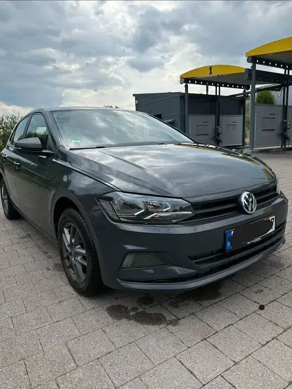 Gebraucht VW Polo IQ Drive 80 PS (58 kW) 2019 Grau Kleinwagen
