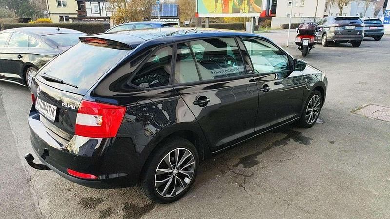 Second-hand Skoda Rapid 122 CP (89 kW) 2015 Negru Hatchback