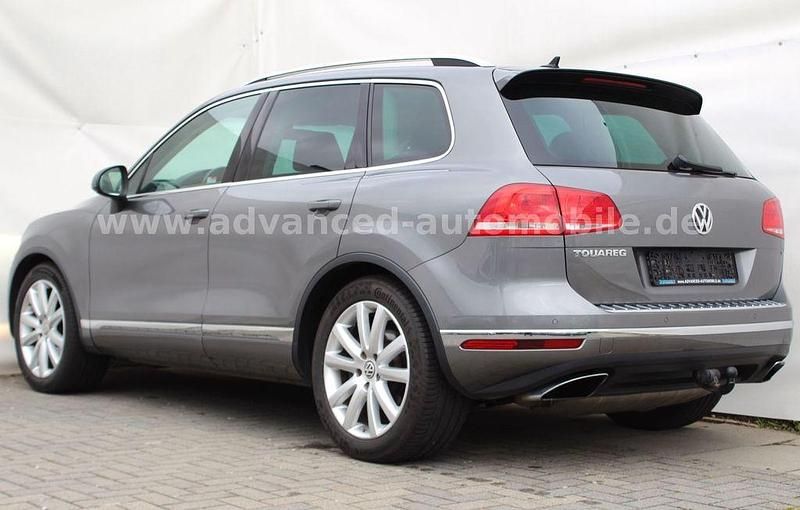 Gebraucht VW Touareg Terrain Tech 262 PS (192 kW) 2017 Grau SUV