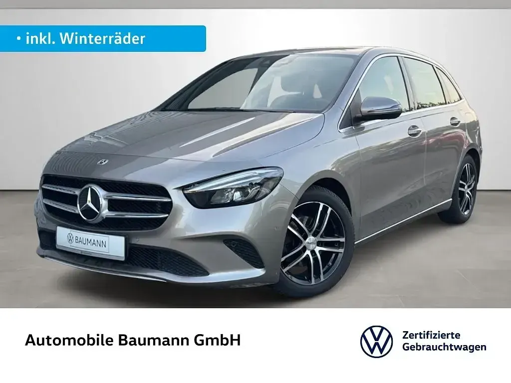 Gebraucht Mercedes B180 Business 136 PS (100 kW) 2019 Van / Kleinbus