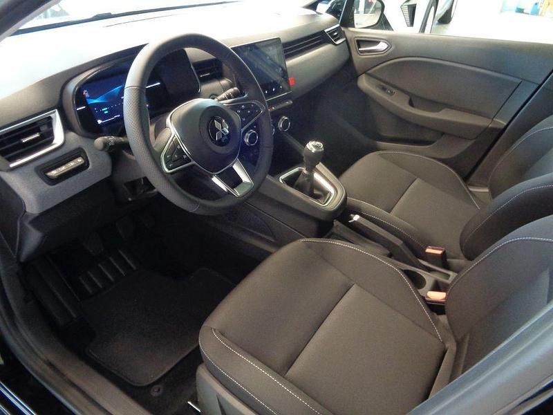 Neu Mitsubishi Colt Plus 91 PS (66 kW) 2025 Schwarz Limousine