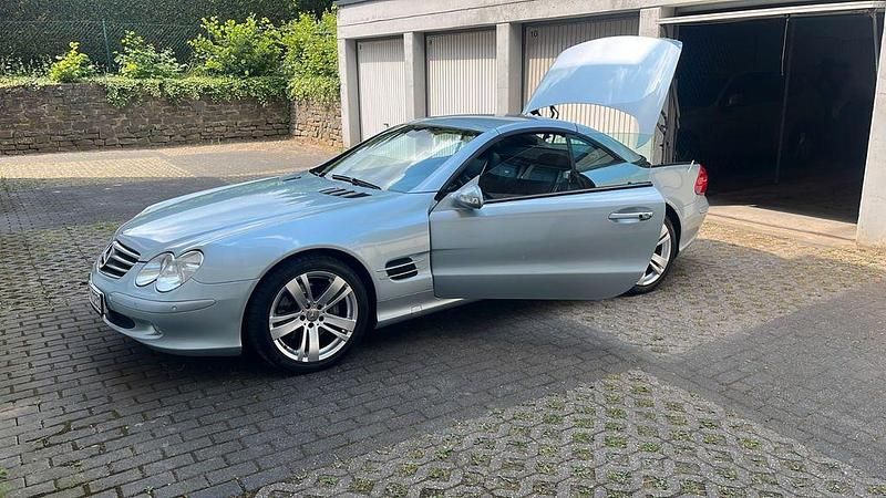 Gebraucht Mercedes SL500 306 PS (225 kW) 2002 Silber Cabrio