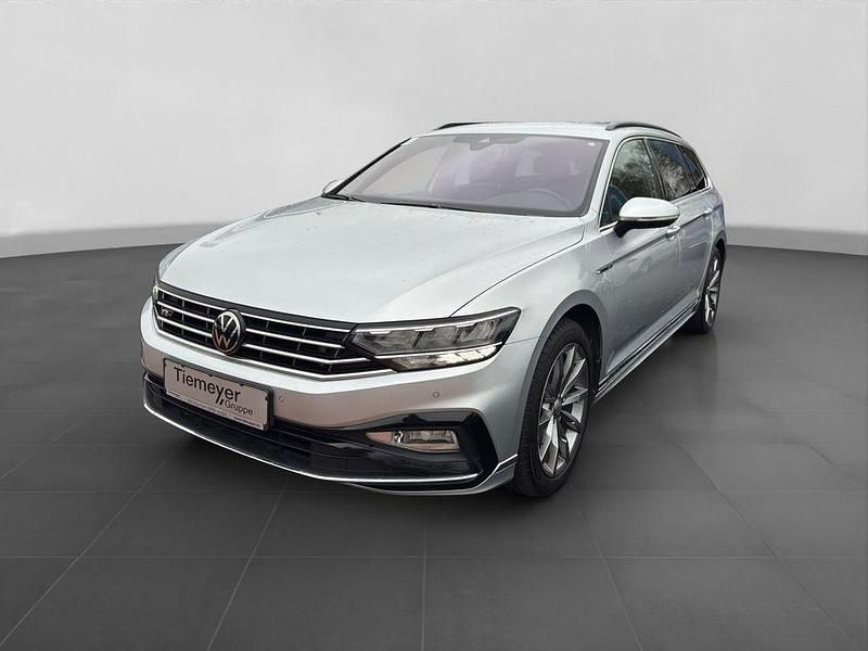 Gebraucht VW Passat R-line 200 PS (147 kW) 2021 Silber Kombi