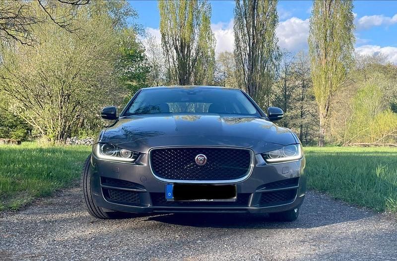 Second-hand Jaguar XE 200 CP (147 kW) 2016 Gri Berlinǎ