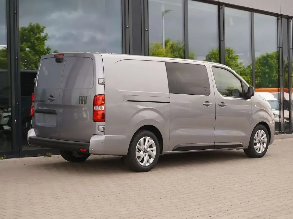 Gebraucht Fiat Scudo 100 kW (136 PS) 2025 Silber Van