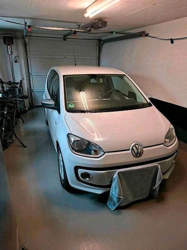 Second-hand VW up! 75 CP (55 kW) 2012 Alb Hatchback