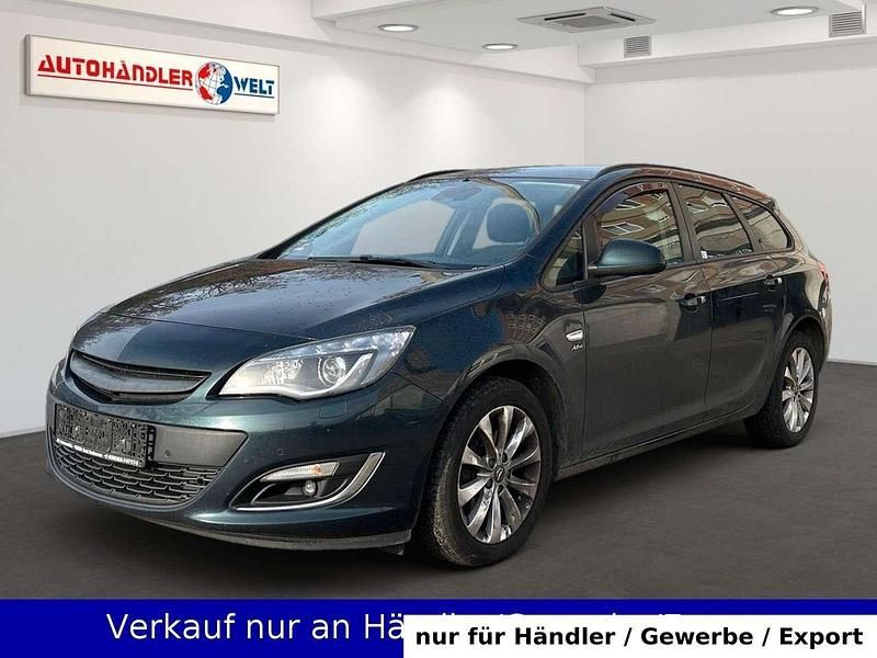 Grün Gebraucht 2013 Opel Astra Kombi | 4.999 € (Superpreis) - Bild 1/3