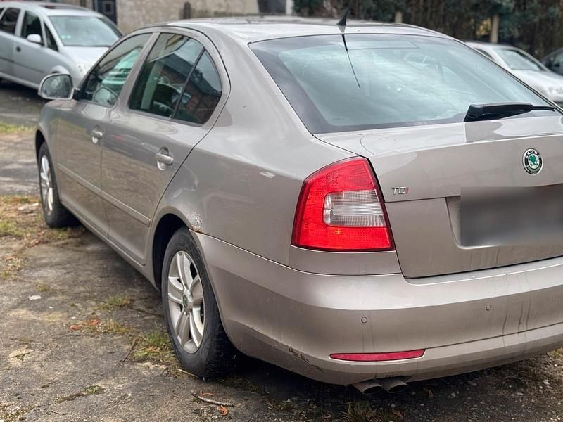 Gebraucht Skoda Octavia 140 PS (102 kW) 2011 Gold Kombi
