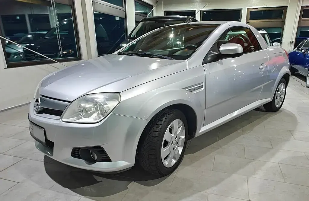 Gebraucht Opel Tigra Edition 125 PS (91 kW) 2007 Silber Cabrio