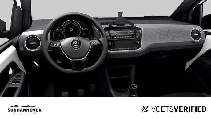 Second-hand VW up! Active 65 CP (47 kW) 2022 Alb Hatchback
