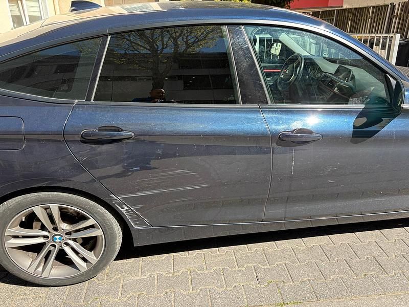 Second-hand BMW 328 245 CP (180 kW) 2015 Albastru Berlinǎ