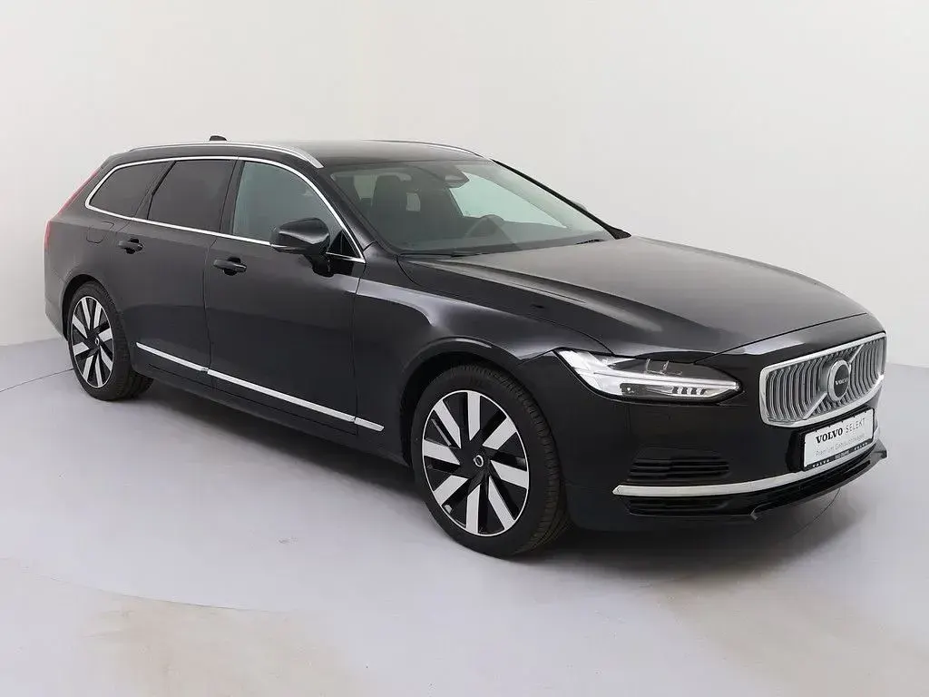 Gebraucht Volvo V90 Core 349 PS (256 kW) 2025 Onyx schwarz Kombi