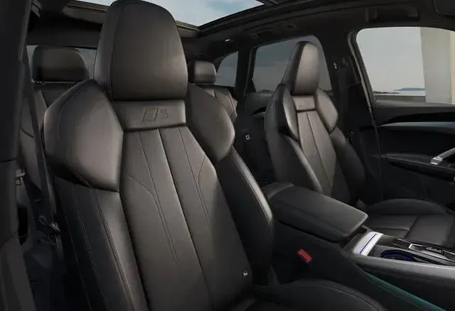Neu Audi Q5 S-Line 299 PS (219 kW) 2026 Daytonagrau perleffekt daytonagrau perleffekt SUV