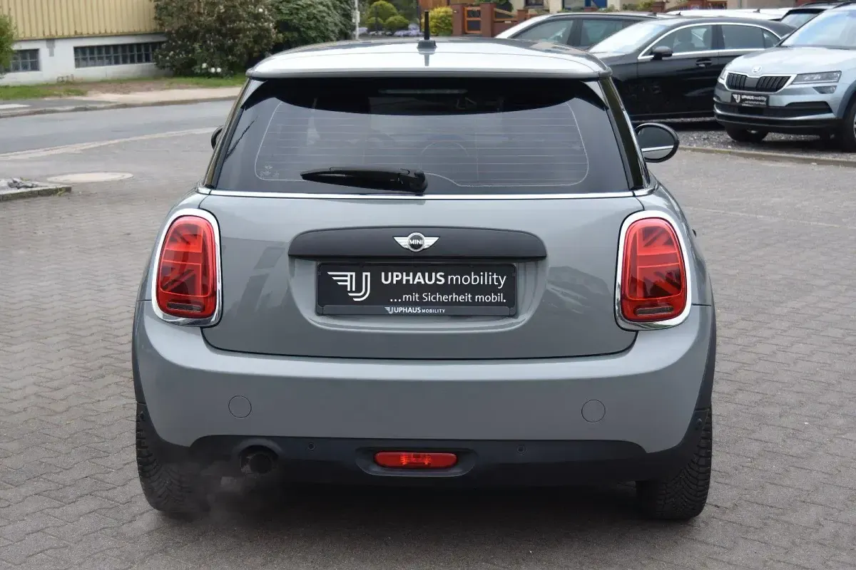 Gebraucht Mini ONE 102 PS (75 kW) 2017 Grau (moonwalk grey) Kleinwagen