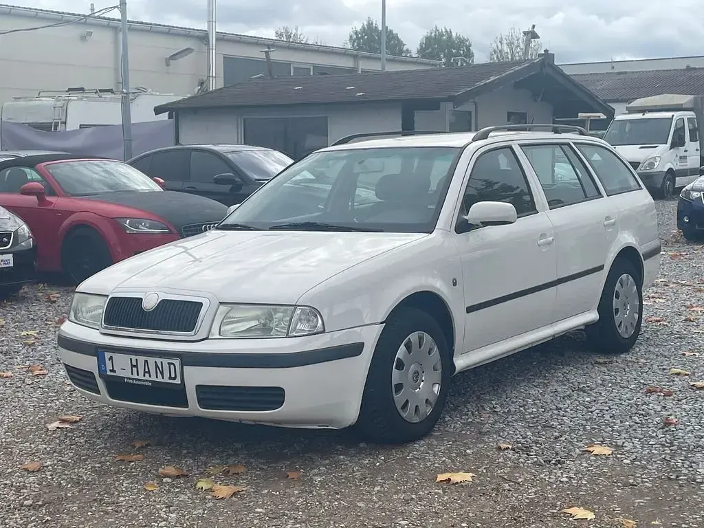 Używany Skoda Octavia 102 KM (75 kW) 2009 Biały Kombi