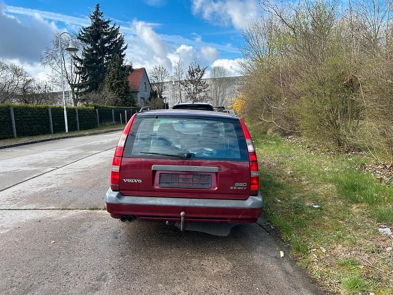 Gebraucht Volvo 850 170 PS (125 kW) 1996 Rot Kombi