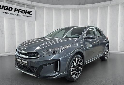 Neu Kia XCeed Vision 100 PS (73 kW) 2025 Silber SUV