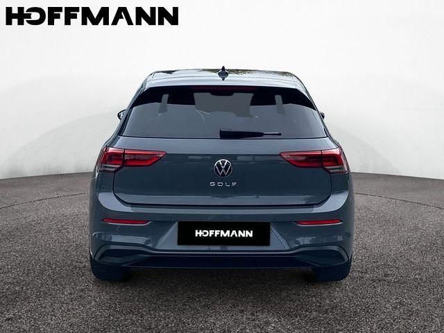 Gebraucht VW Golf VIII Life 131 PS (96 kW) 2023 Limousine