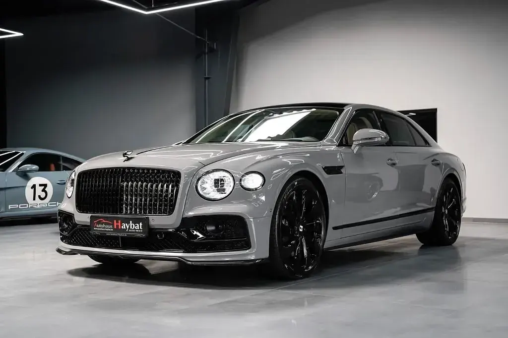 Gebraucht Bentley Flying Spur Mulliner 544 PS (400 kW) 2022 Grau Limousine