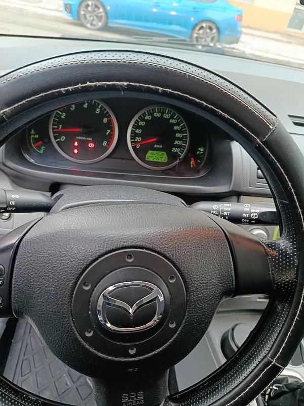 Gebraucht Mazda 2 75 PS (55 kW) 2005 Grau Kleinwagen