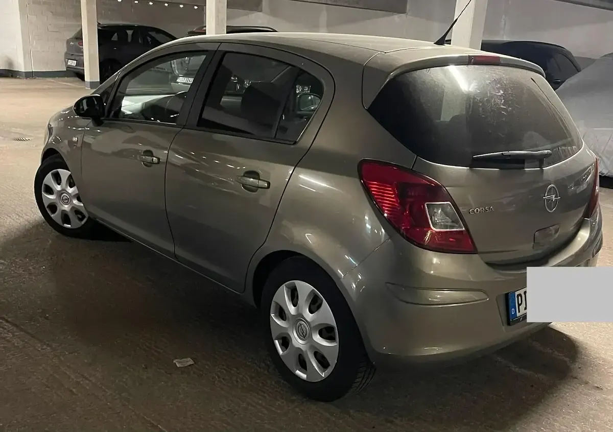Gebraucht Opel Corsa 90 PS (66 kW) 2010 Grau Kleinwagen