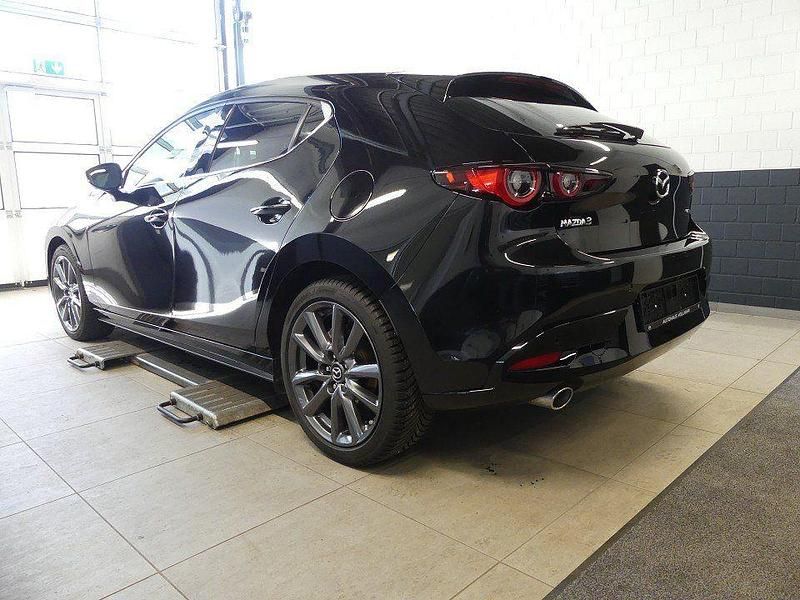 Gebraucht Mazda 3 Exclusive-Line 140 PS (102 kW) 2025 Schwarz Limousine