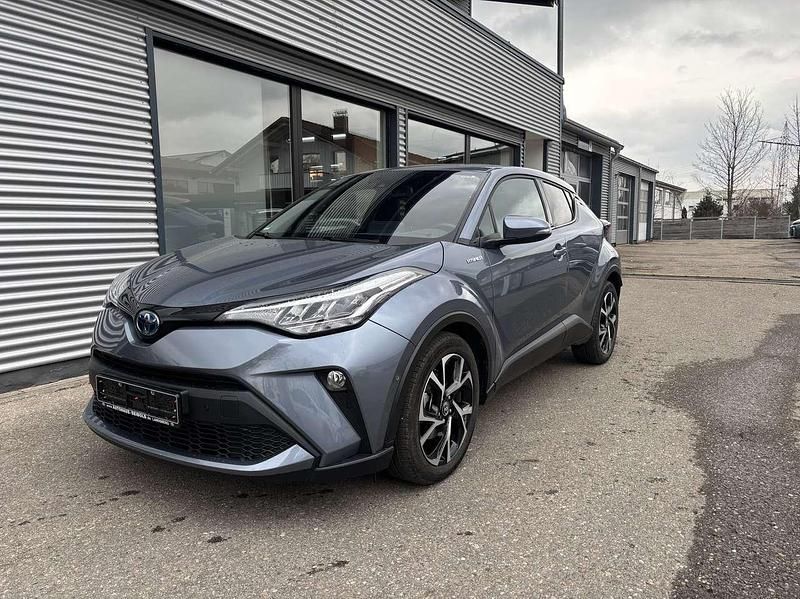 Celestite grey Gebraucht 2020 Toyota C-HR Team SUV | 21.990 € (Fairer Preis) - Bild 1/4