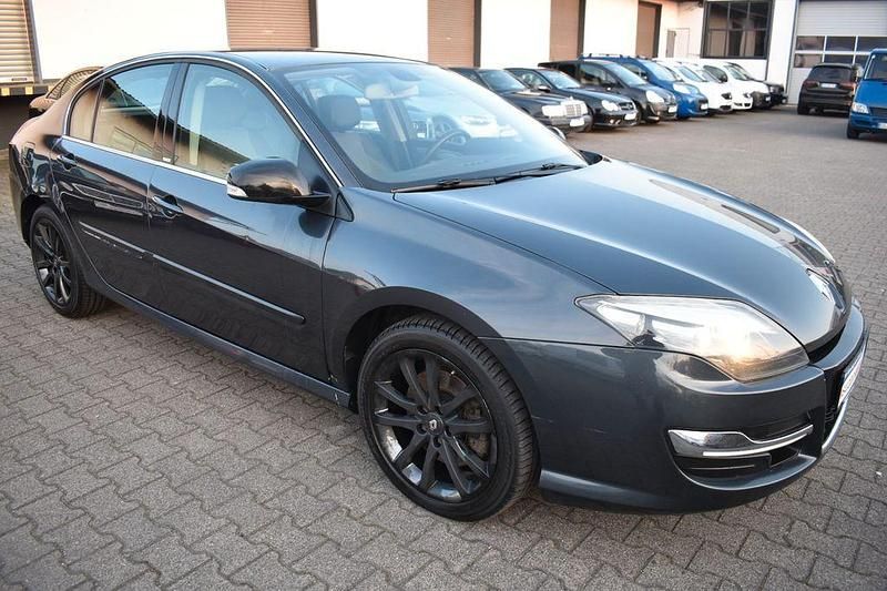 Gebraucht Renault Laguna III GT 173 PS (127 kW) 2014 Grau Limousine