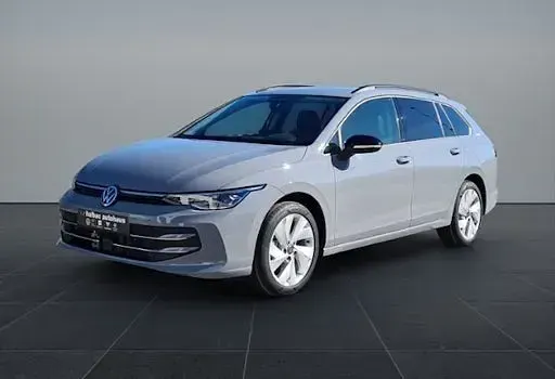 Gebraucht VW Golf VIII 150 PS (110 kW) 2026 Grau Kombi