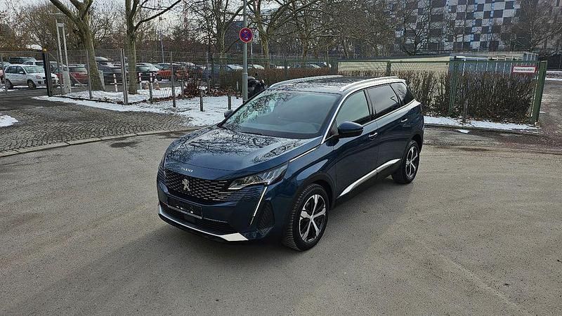 Gebraucht Peugeot 5008 Allure 131 PS (96 kW) 2021 Blau celebes SUV